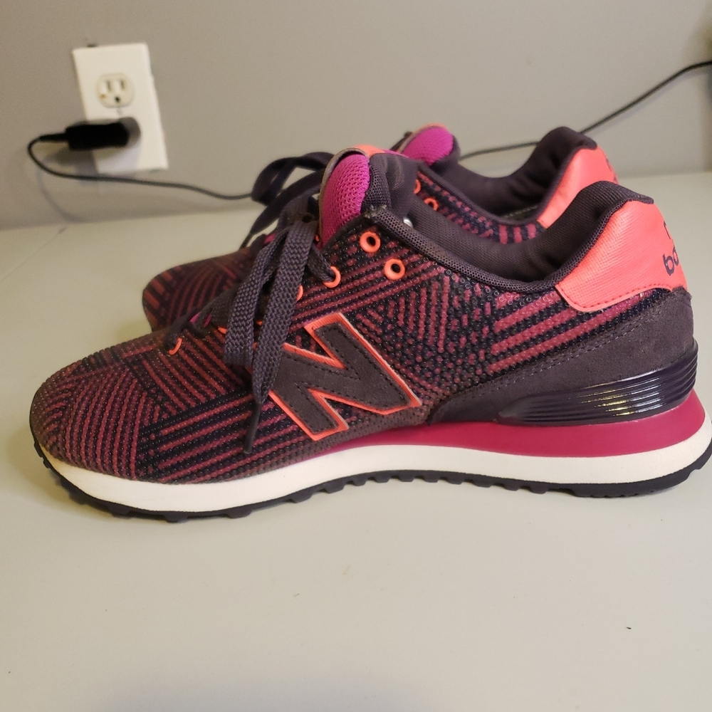 New Balance 574 - Picture 5 of 15